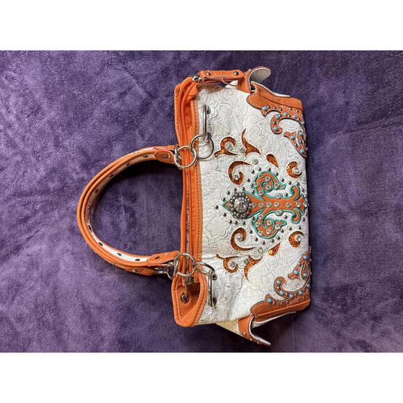 Stylish Vintage Handbag with Embellishments - Picture 1 of 7